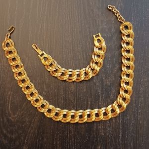 Monet jewelry. Necklace & bracelet